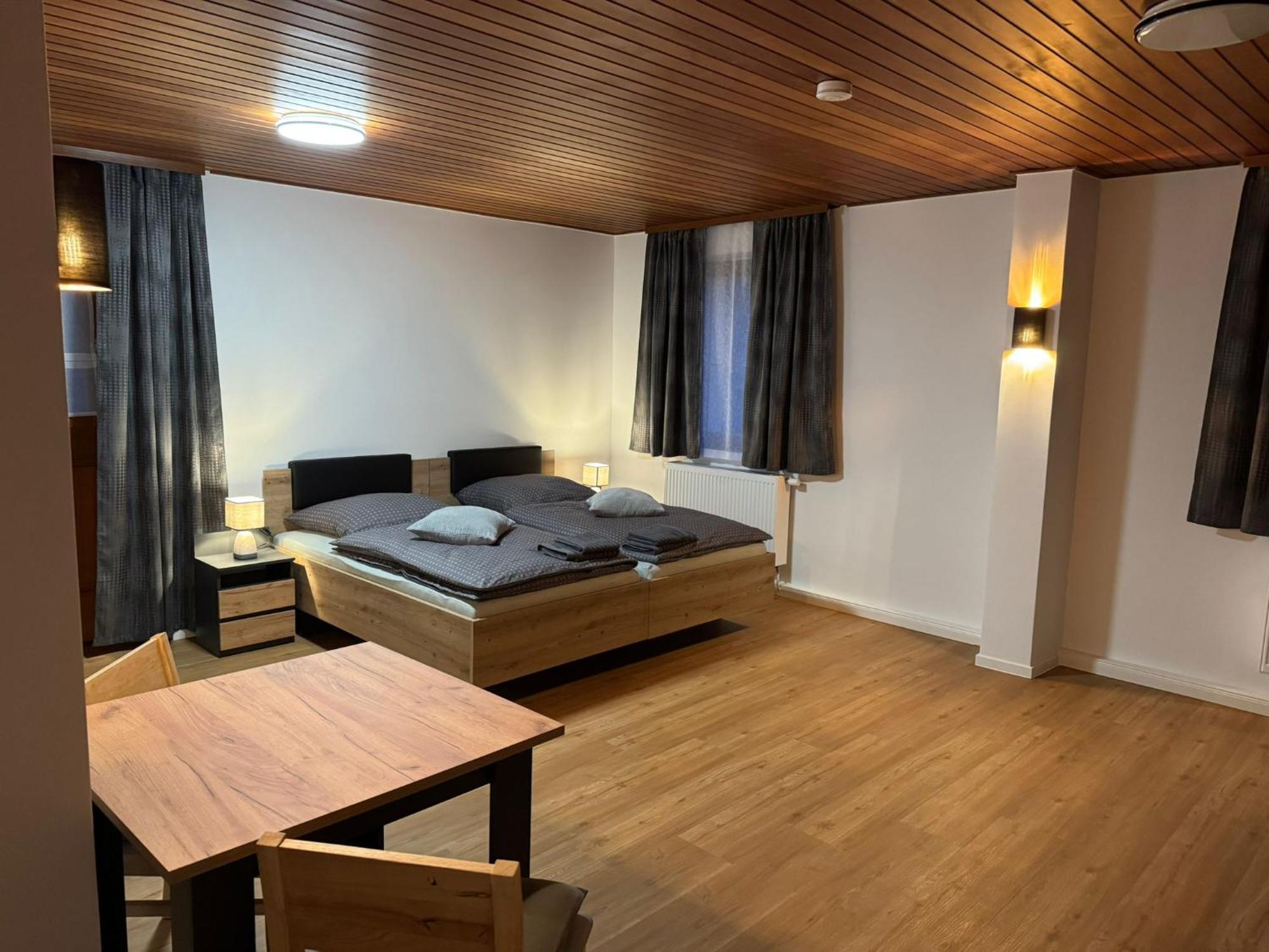 Gaestezimmer Werwein Heinersreuth Экстерьер фото