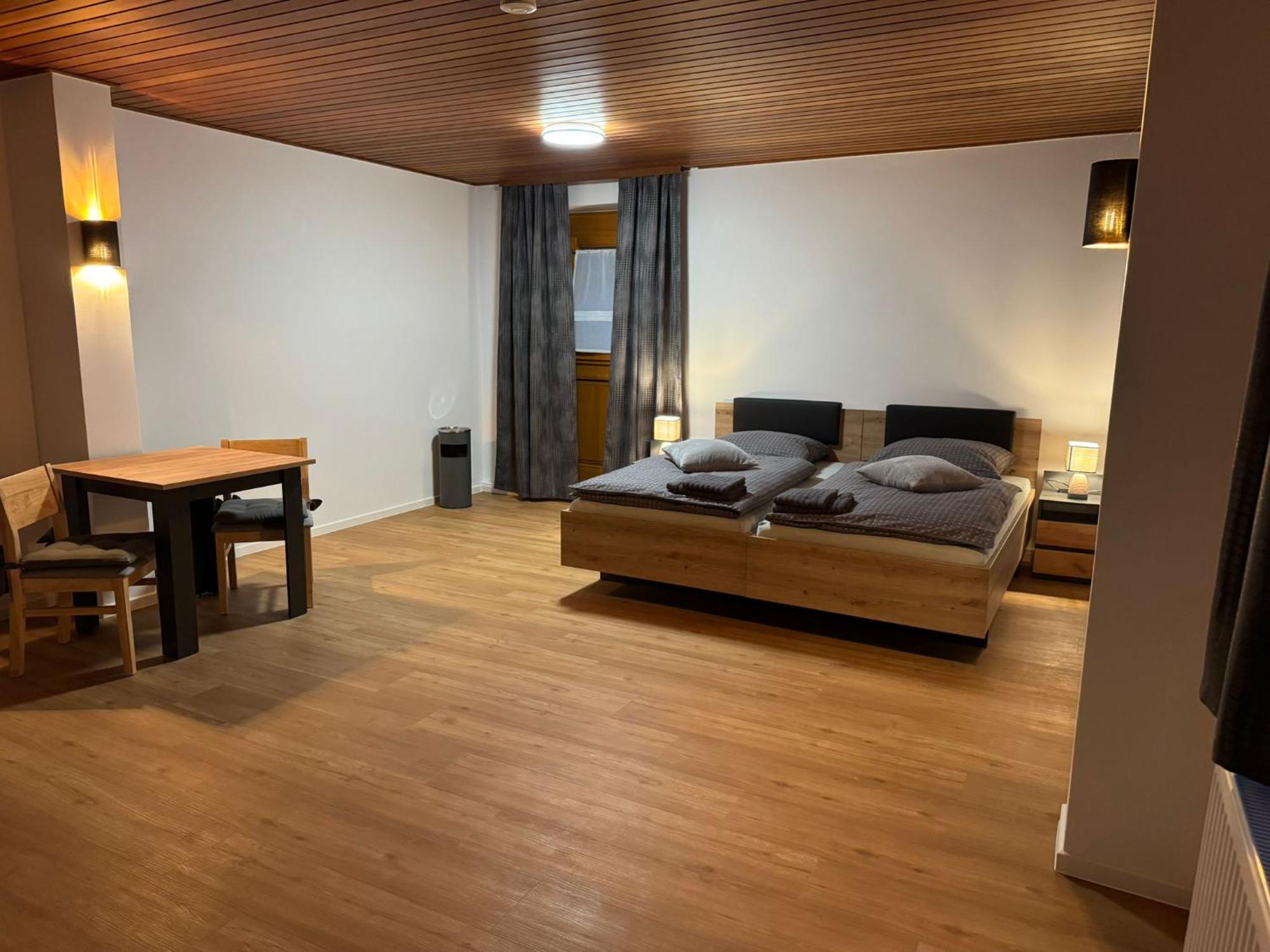 Gaestezimmer Werwein Heinersreuth Экстерьер фото